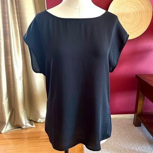 Women’s Black blouse/top cap sleeves Size Large